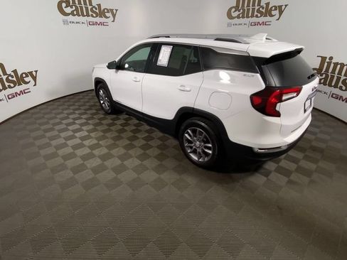 Certified 2023 GMC Terrain SLT w/ Tech Package FWD image 6