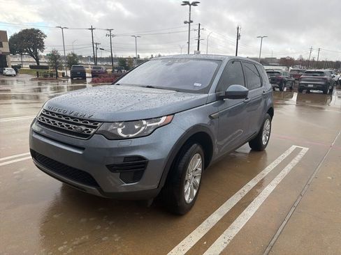 Used 2019 Land Rover Discovery Sport SE image 1