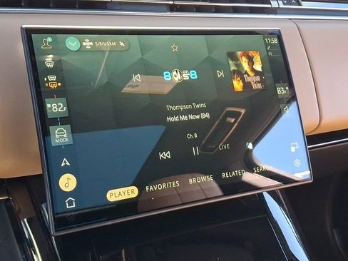 Used 2025 Land Rover Range Rover Sport SE image 19