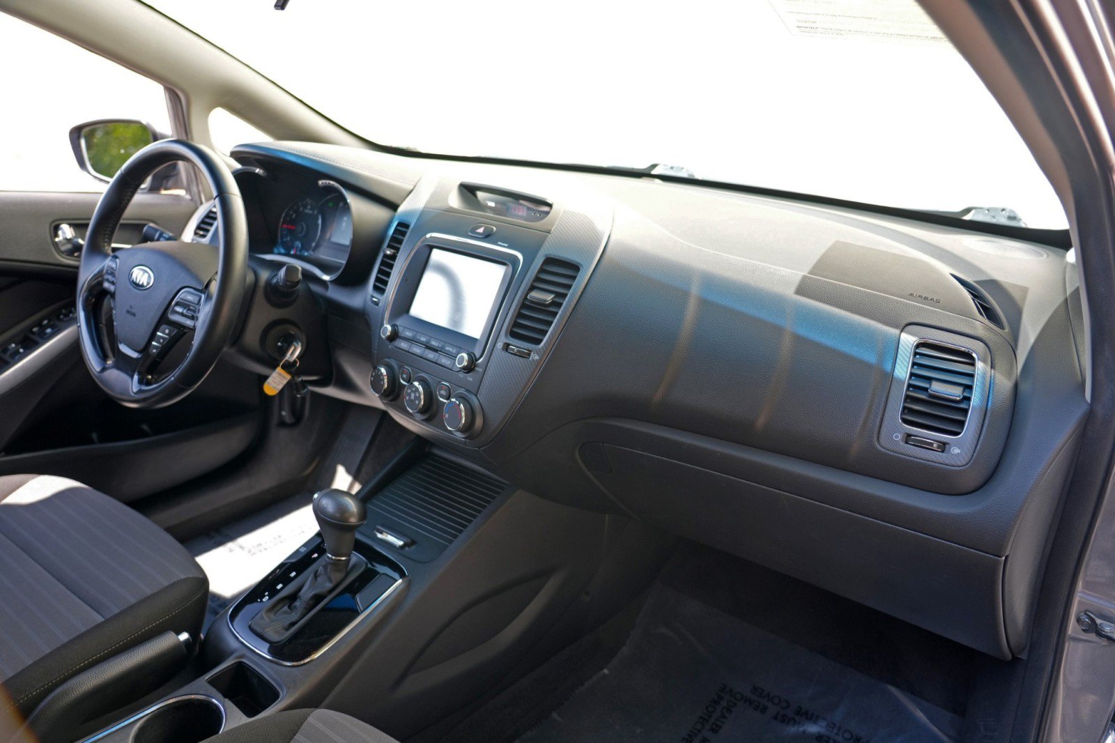 Used 2018 Kia Forte S FWD image 13