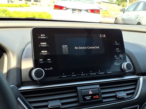 Used 2019 Honda Accord LX image 16
