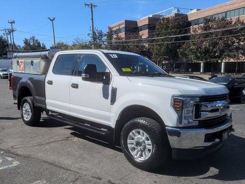Used 2019 Ford F250 XLT AWD/4WD image 5