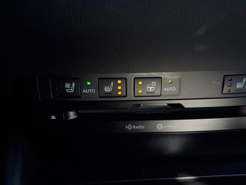 Used 2020 Lexus ES 350 w/ Premium Package image 27