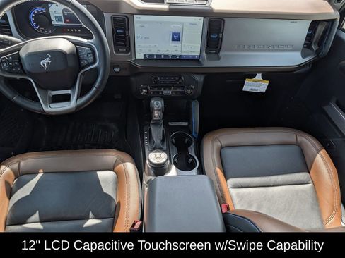 Used 2023 Ford Bronco Outer Banks AWD/4WD image 12