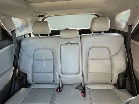 Used 2018 Hyundai Tucson Value image 11