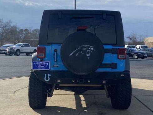 Used 2017 Jeep Wrangler Unlimited Sport w/ Connectivity Group image 3