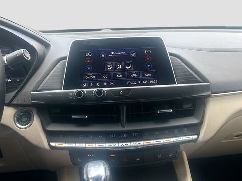 Used 2022 Cadillac CT4 Premium Luxury w/ Technology Package RWD image 15