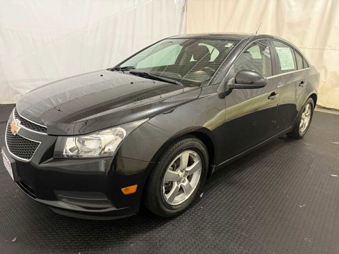 Used 2014 Chevrolet Cruze LT image 1