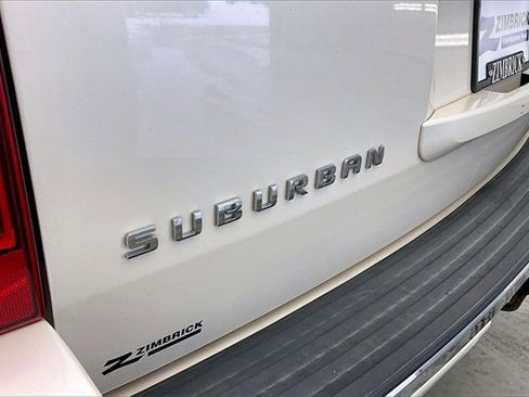 Used 2013 Chevrolet Suburban LTZ image 9