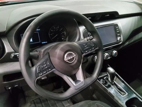 Used 2023 Nissan Kicks SV FWD image 25