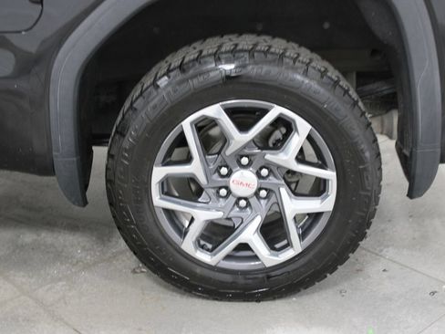 Used 2022 GMC Sierra 1500 SLT w/ SLT Convenience Package AWD/4WD image 60