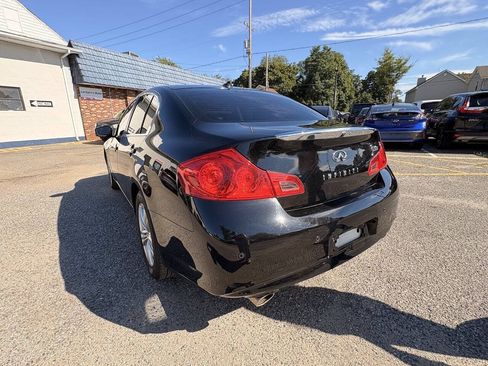 Used 2013 INFINITI G37 x Sedan w/ Premium Pkg AWD/4WD image 10