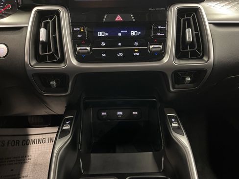 Used 2021 Kia Sorento S w/ Panoramic Sunroof Package image 23