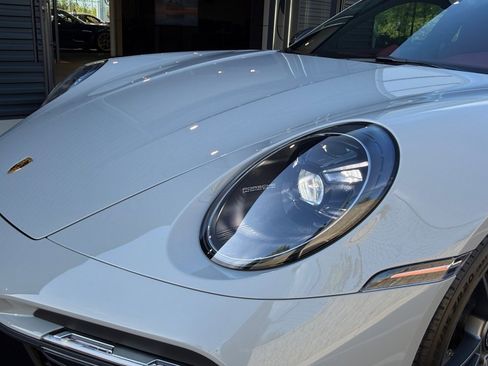 Certified 2022 Porsche 911 Turbo AWD/4WD image 13