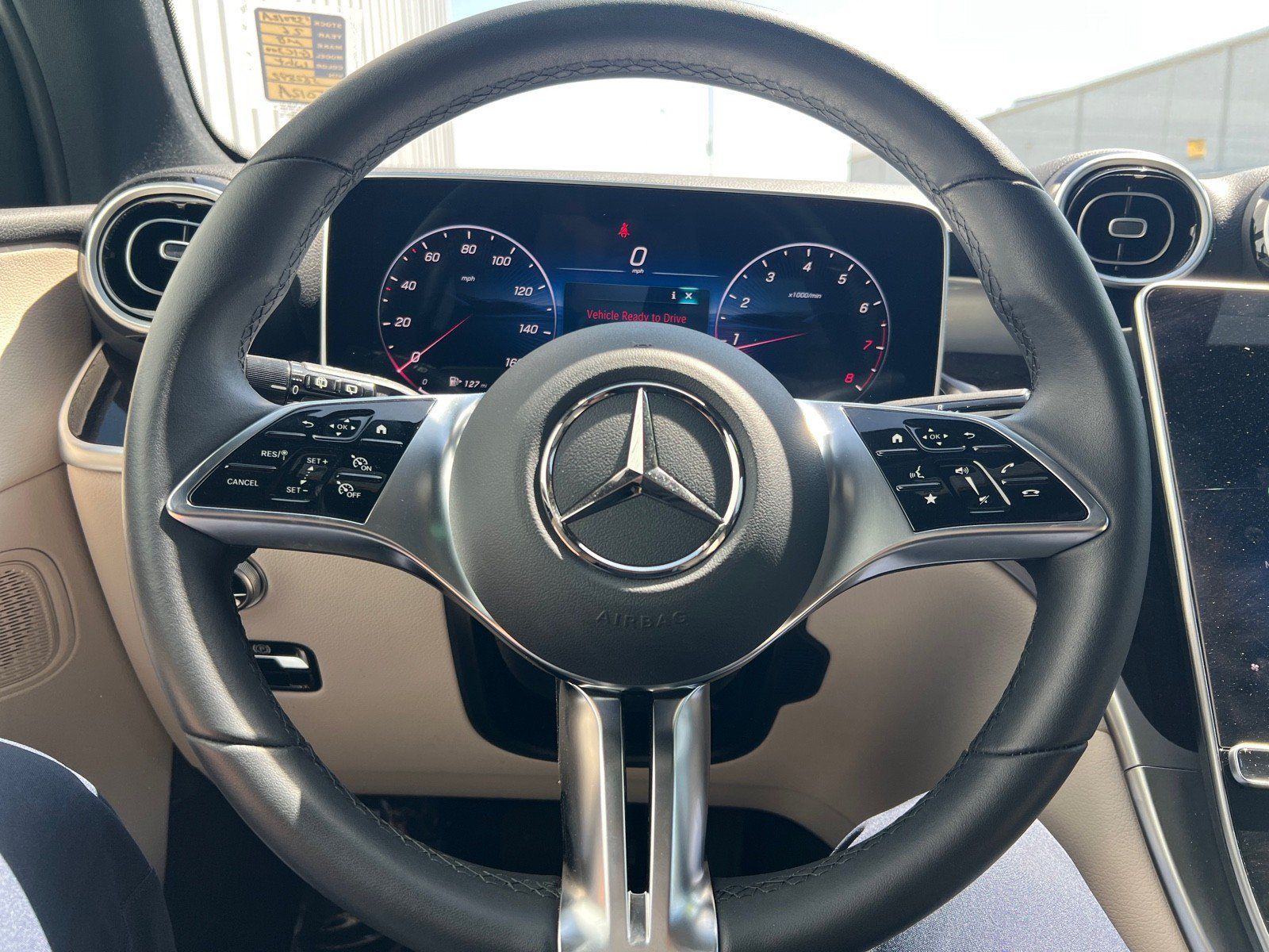 Used 2026 Mercedes-Benz GLC 300 image 24