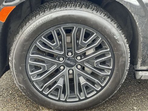 Used 2021 GMC Yukon XL Denali w/ Denali Ultimate Package image 44