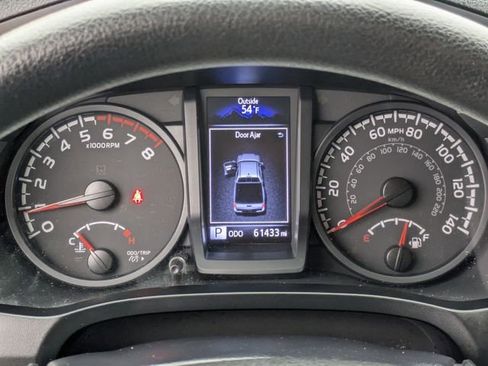 Used 2023 Toyota Tacoma SR image 19