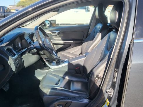 Used 2016 Volvo V60 T5 Premier w/ Protection Package FWD image 25