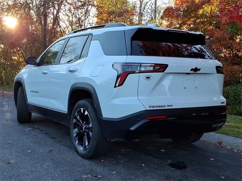 New 2026 Chevrolet Equinox RS image 4