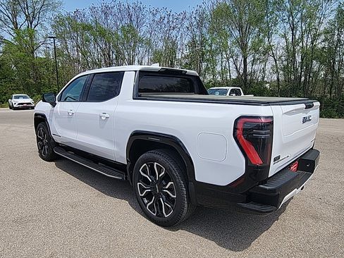 New 2025 GMC Sierra EV Denali AWD/4WD image 6