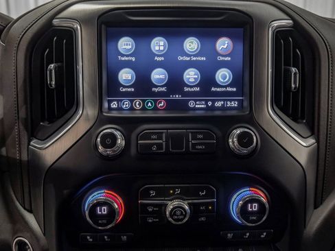 Used 2021 GMC Sierra 1500 Denali image 25