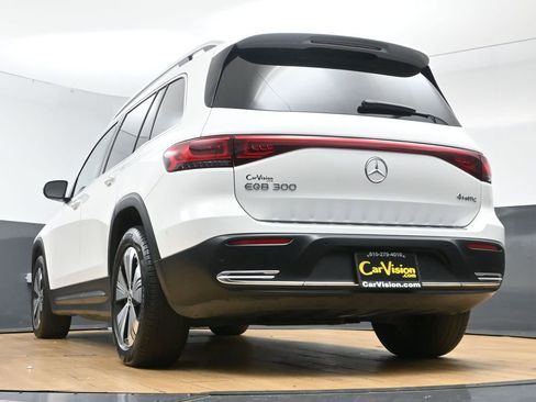 Used 2023 Mercedes-Benz EQB 300 4MATIC image 60