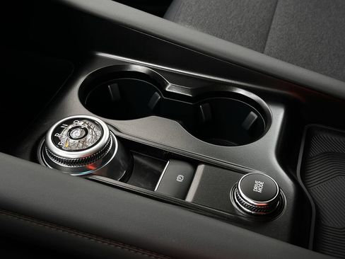 New 2026 Ford Explorer Active RWD image 17
