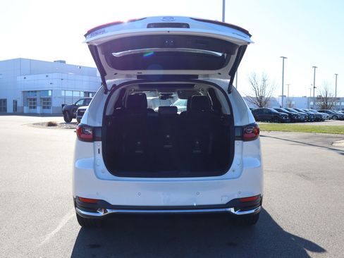 Used 2024 MAZDA CX-90 3.3 Turbo w/ Premium Package image 16