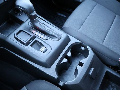 Used 2024 Chevrolet Colorado W/T image 29