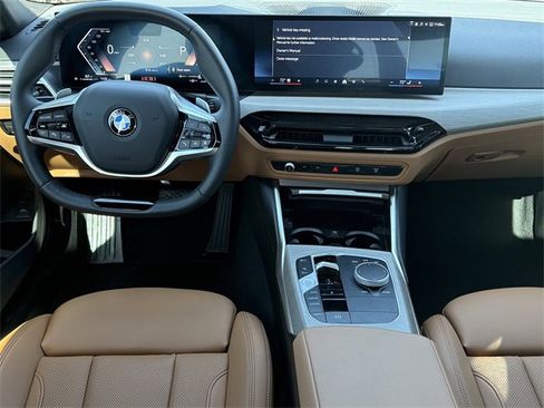 Used 2025 BMW 330i Sedan image 10
