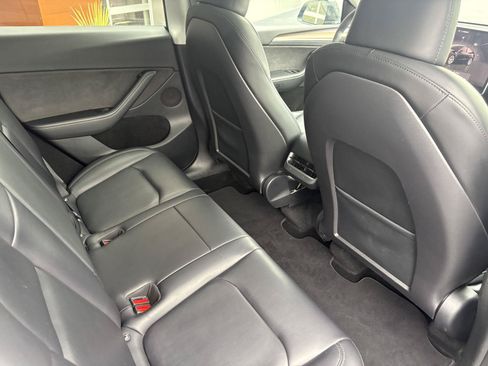 Used 2023 Tesla Model Y Long Range AWD/4WD image 15