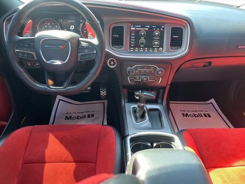 Used 2022 Dodge Charger Scat Pack RWD image 7