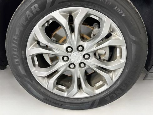 Used 2018 Buick Enclave Avenir w/ Avenir Technology Package AWD/4WD image 33