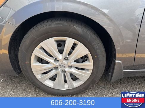 Used 2024 Nissan Sentra S image 10