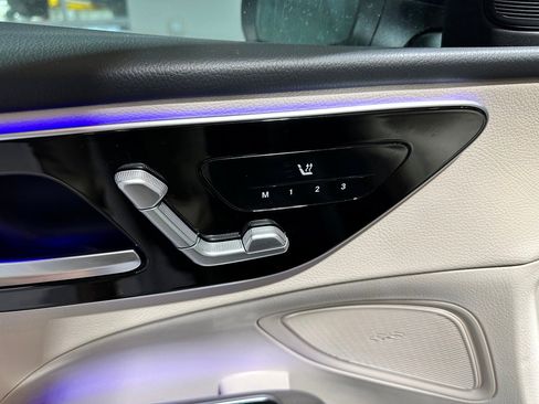 Certified 2023 Mercedes-Benz C 300 4MATIC Sedan image 11