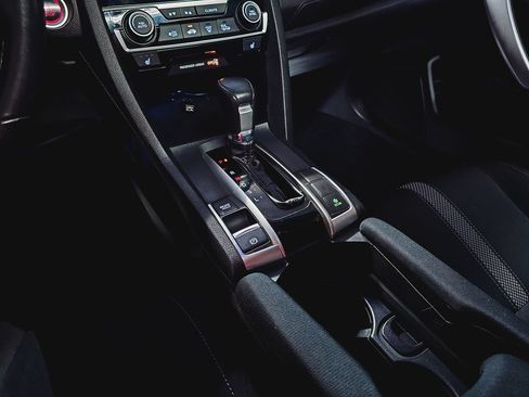 Used 2019 Honda Civic EX image 27