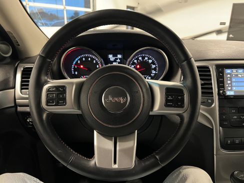 Used 2013 Jeep Grand Cherokee Trailhawk image 11