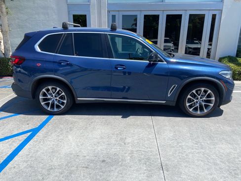 Used 2020 BMW X5 xDrive40i w/ Premium Package AWD/4WD image 4