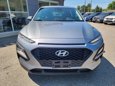 Used 2021 Hyundai Kona SE FWD image 2