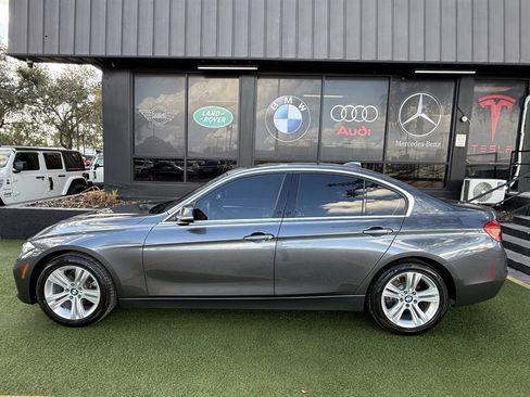 Used 2017 BMW 330i Sedan image 7