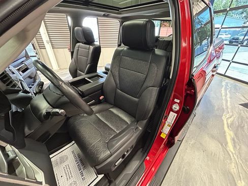 Used 2023 Toyota Tundra Limited AWD/4WD image 7