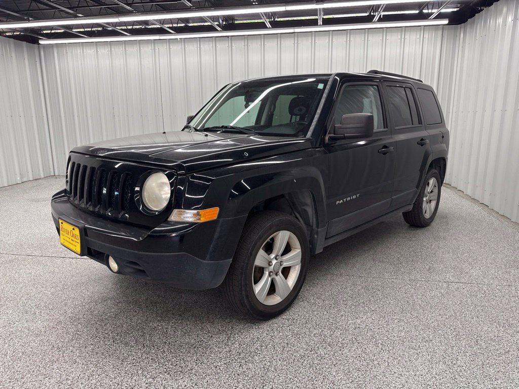 Used 2013 Jeep Patriot Latitude FWD image 2