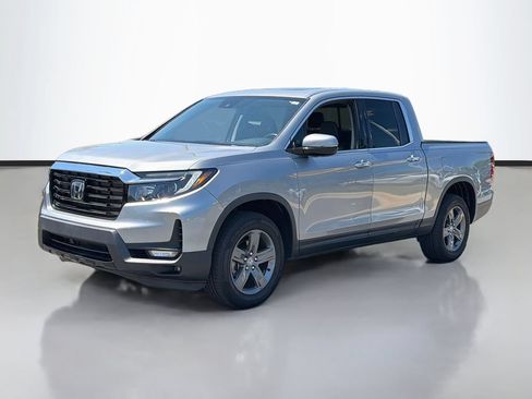 Used 2023 Honda Ridgeline RTL-E image 2