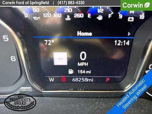 Used 2021 GMC Yukon Denali w/ LPO, Illumination Package AWD/4WD image 9
