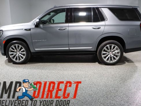 Used 2021 GMC Yukon Denali w/ Denali Premium Package image 10