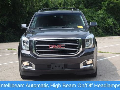 Used 2017 GMC Yukon XL SLT w/ Open Road Package AWD/4WD image 22