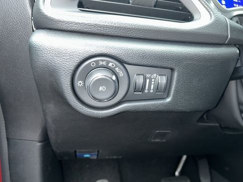 New 2026 Chrysler Pacifica Select image 29