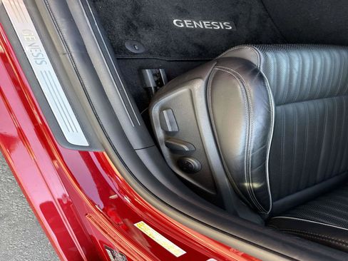 Used 2022 Genesis G70 2.0T w/ Prestige Package image 17