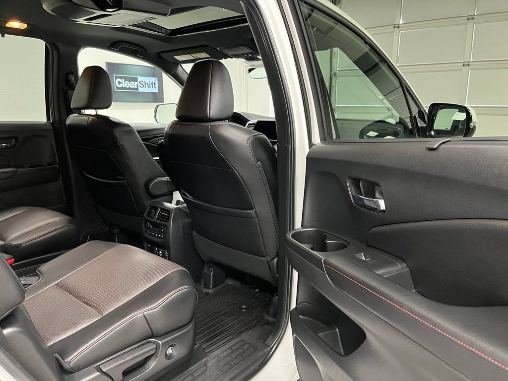 Used 2021 Honda Pilot Black Edition image 54