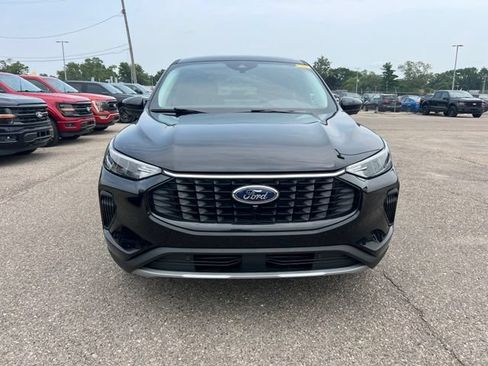 Certified 2023 Ford Escape Active w/ Tech Pack #2 AWD/4WD image 2
